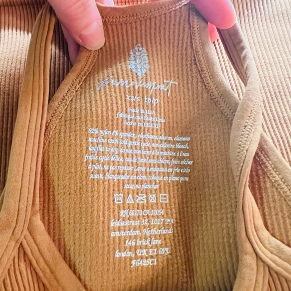 NEW Free People Happiness Runs Long Crop Tank Size XS/S (0-6) Light Earth Color - Picture 5 of 7